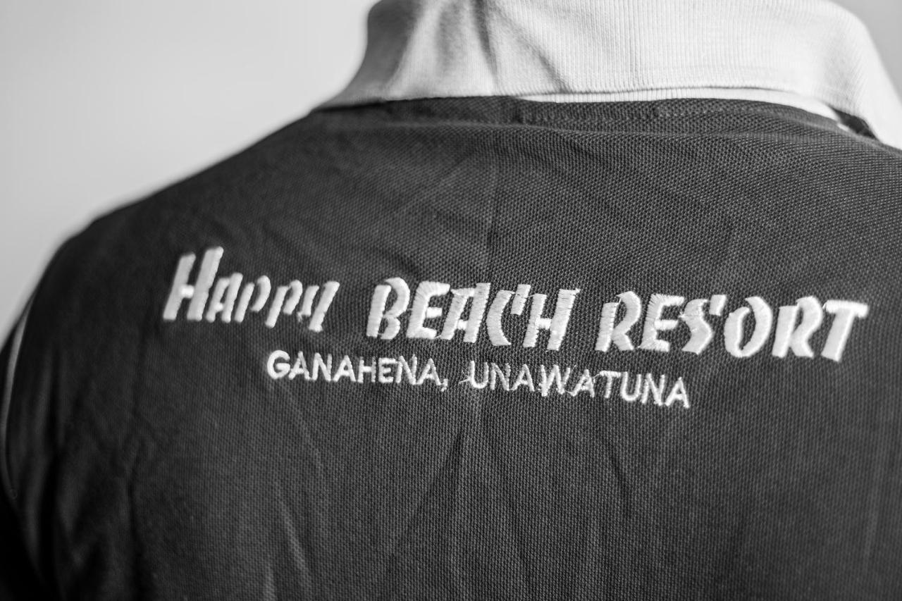 אונה ואטונה Happy Beach Villa Resort מראה חיצוני תמונה